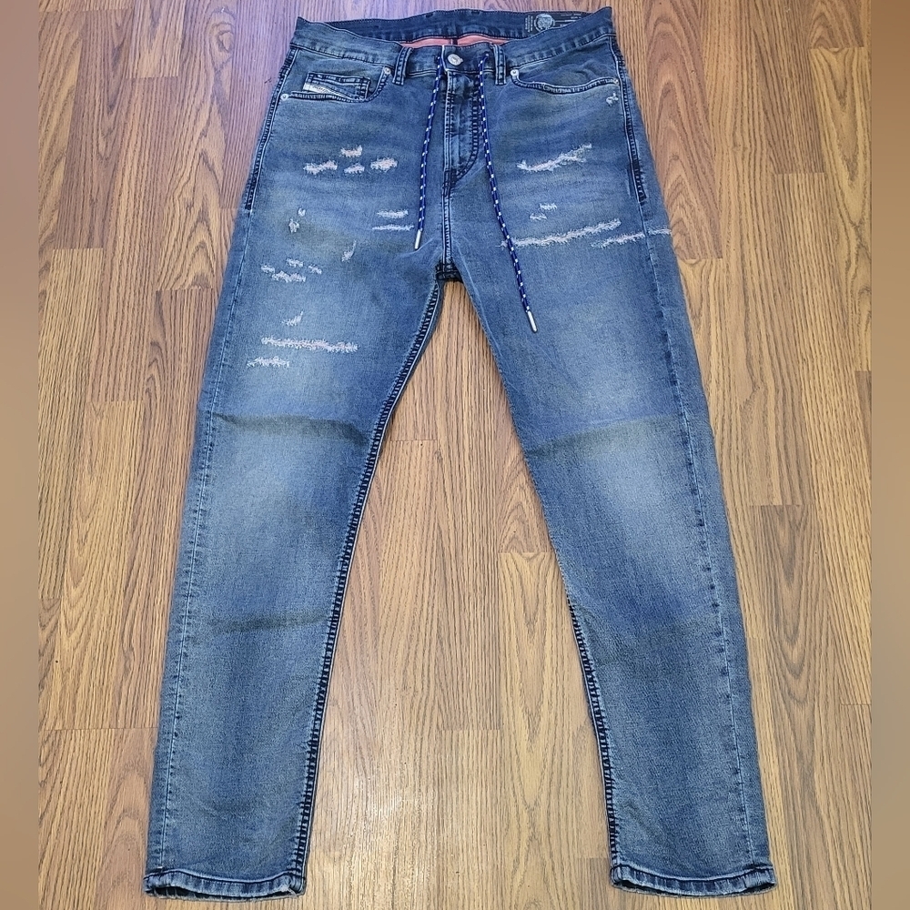 Diesel Women’s High-Rise D-Vider Distressed Jeans W30 L27 Blue Denim Stretch A61